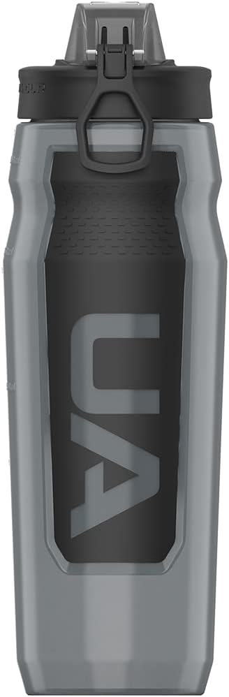 Under Armour 32oz Playmaker Squeeze Water Bottle | Squeeze