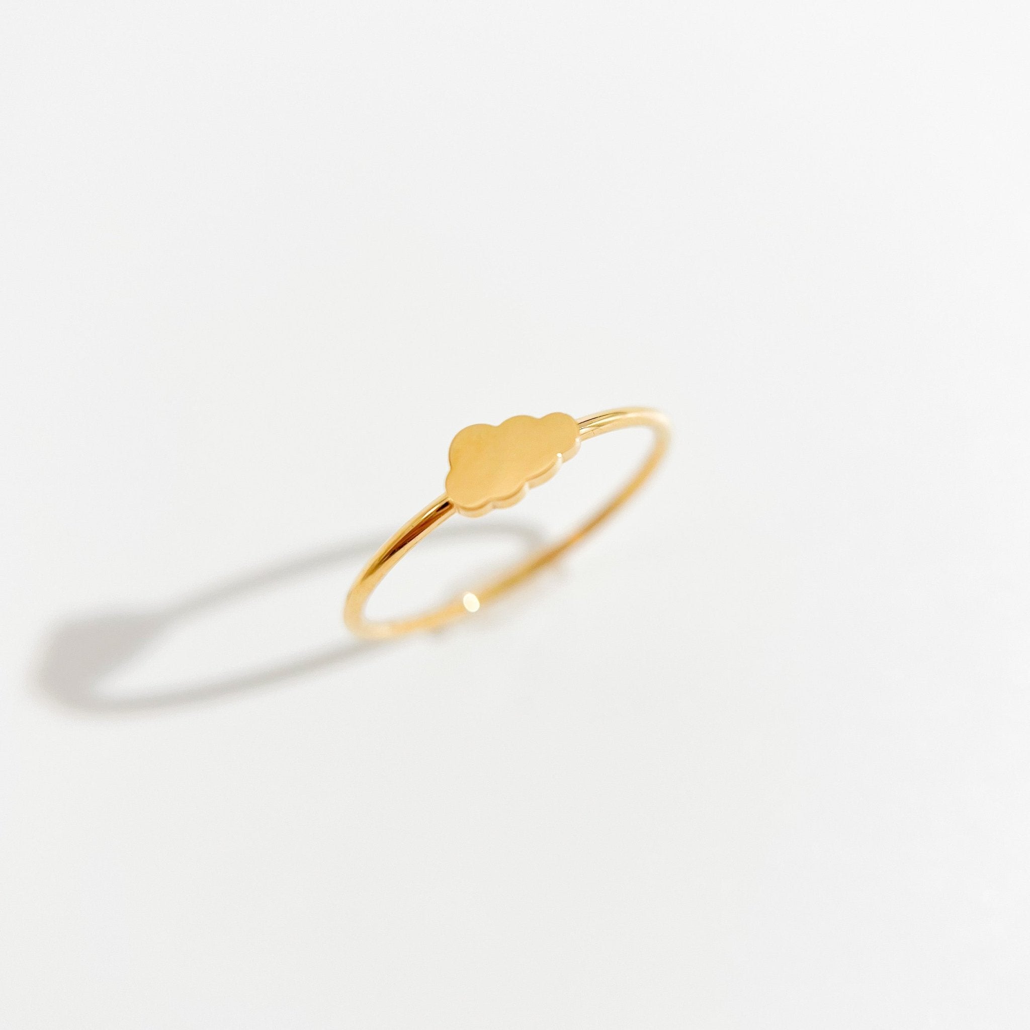 Dainty Cloud Ring in Gold