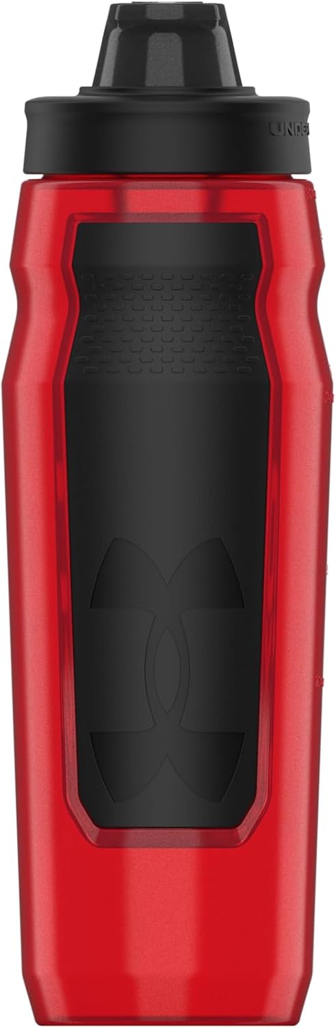 Under Armour 32oz Playmaker Squeeze Water Bottle | Squeeze